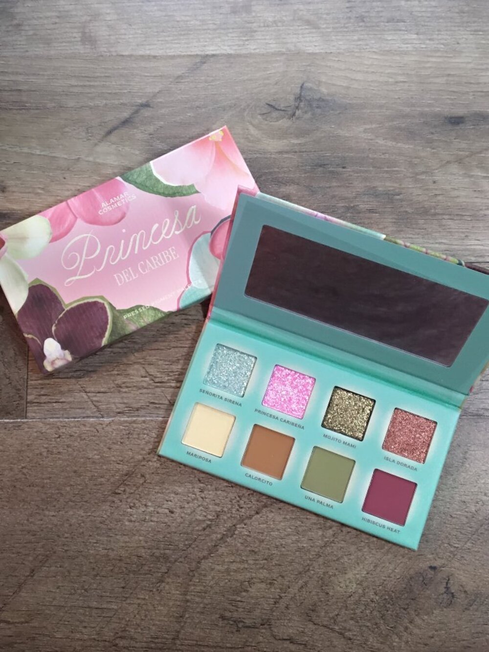 Alamar Cosmetics Princesa del Caribe Pressed Pigment Palette